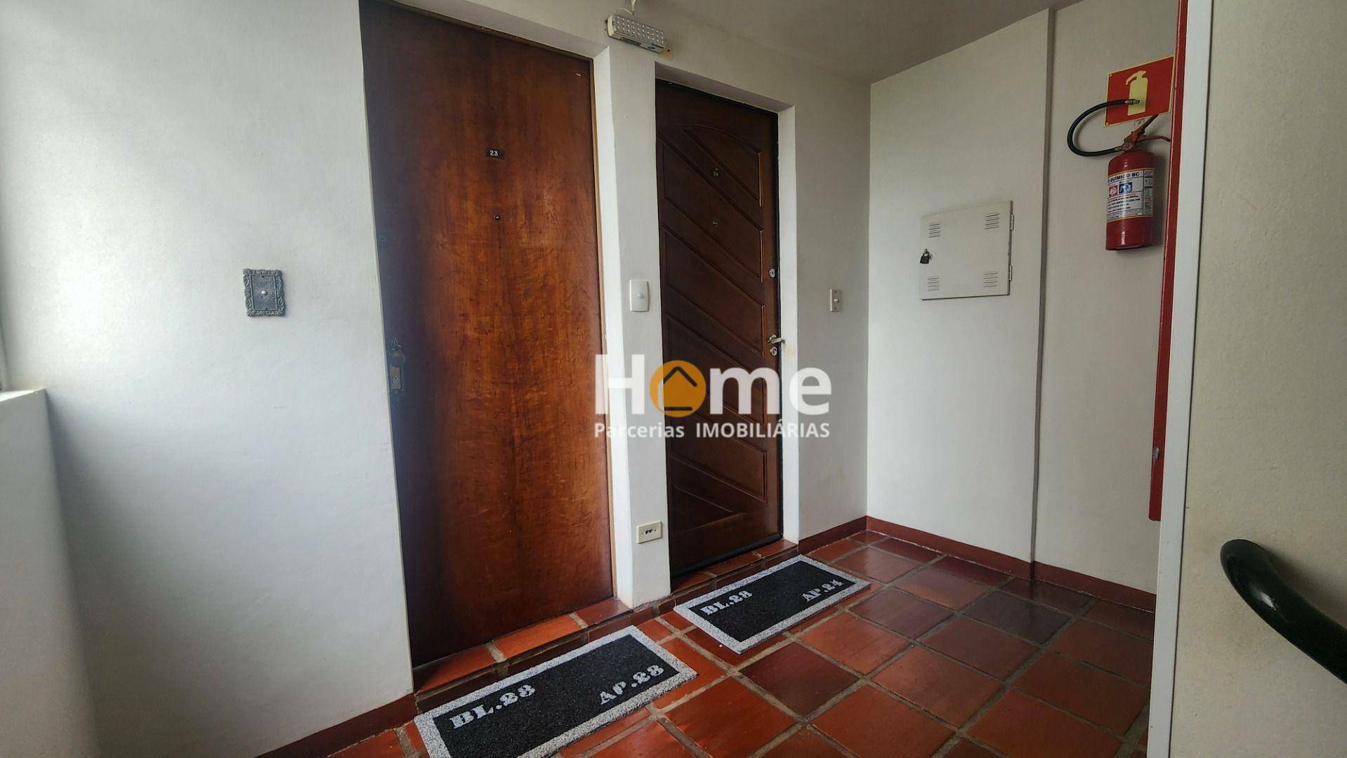 Apartamento à venda com 3 quartos, 73m² - Foto 4