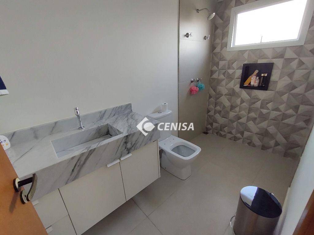 Casa de Condomínio à venda com 4 quartos, 305m² - Foto 34