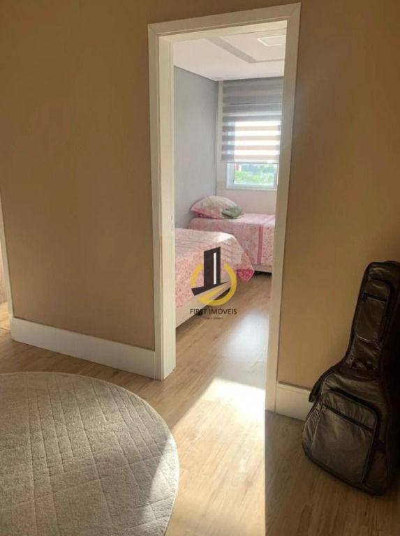 Apartamento à venda com 4 quartos, 245m² - Foto 31