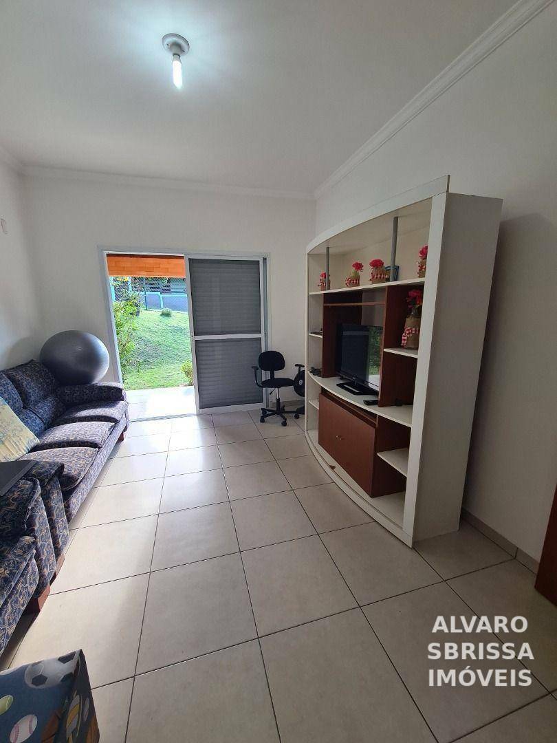 Chácara à venda com 3 quartos, 219m² - Foto 31