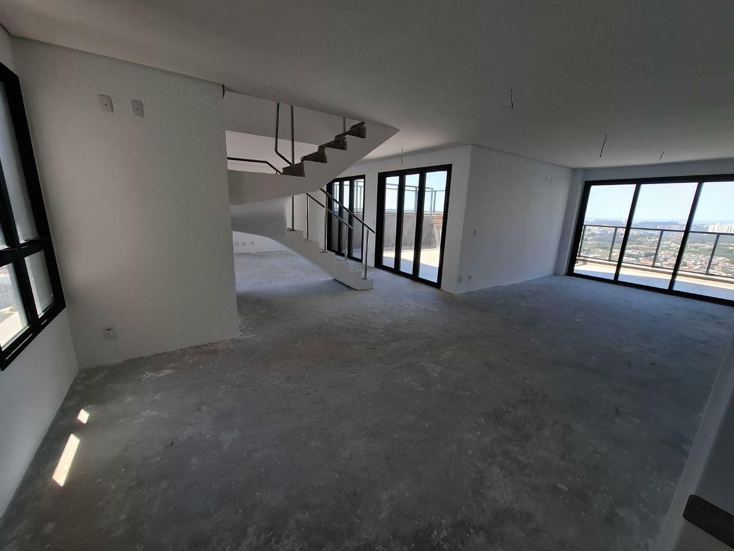 Apartamento à venda com 4 quartos, 252m² - Foto 1