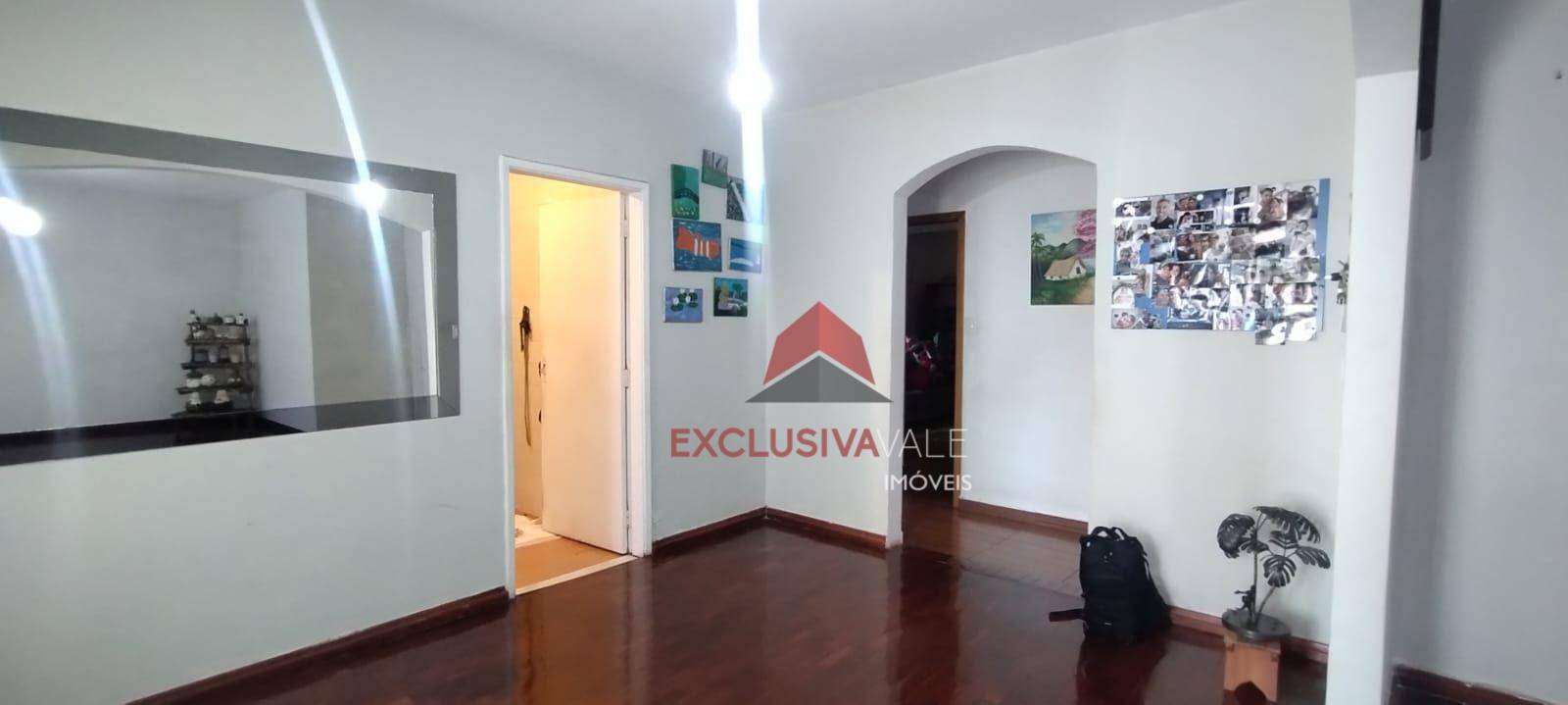 Casa à venda com 5 quartos, 290m² - Foto 7