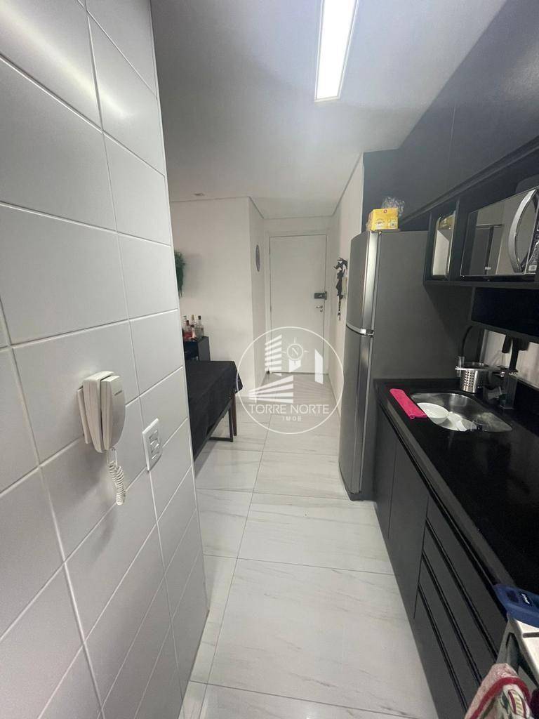 Apartamento à venda com 2 quartos, 41m² - Foto 11