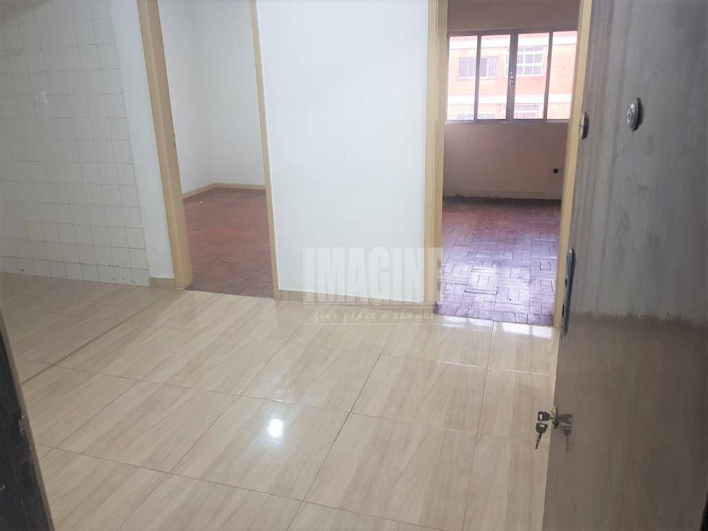 Apartamento à venda com 2 quartos, 41m² - Foto 1