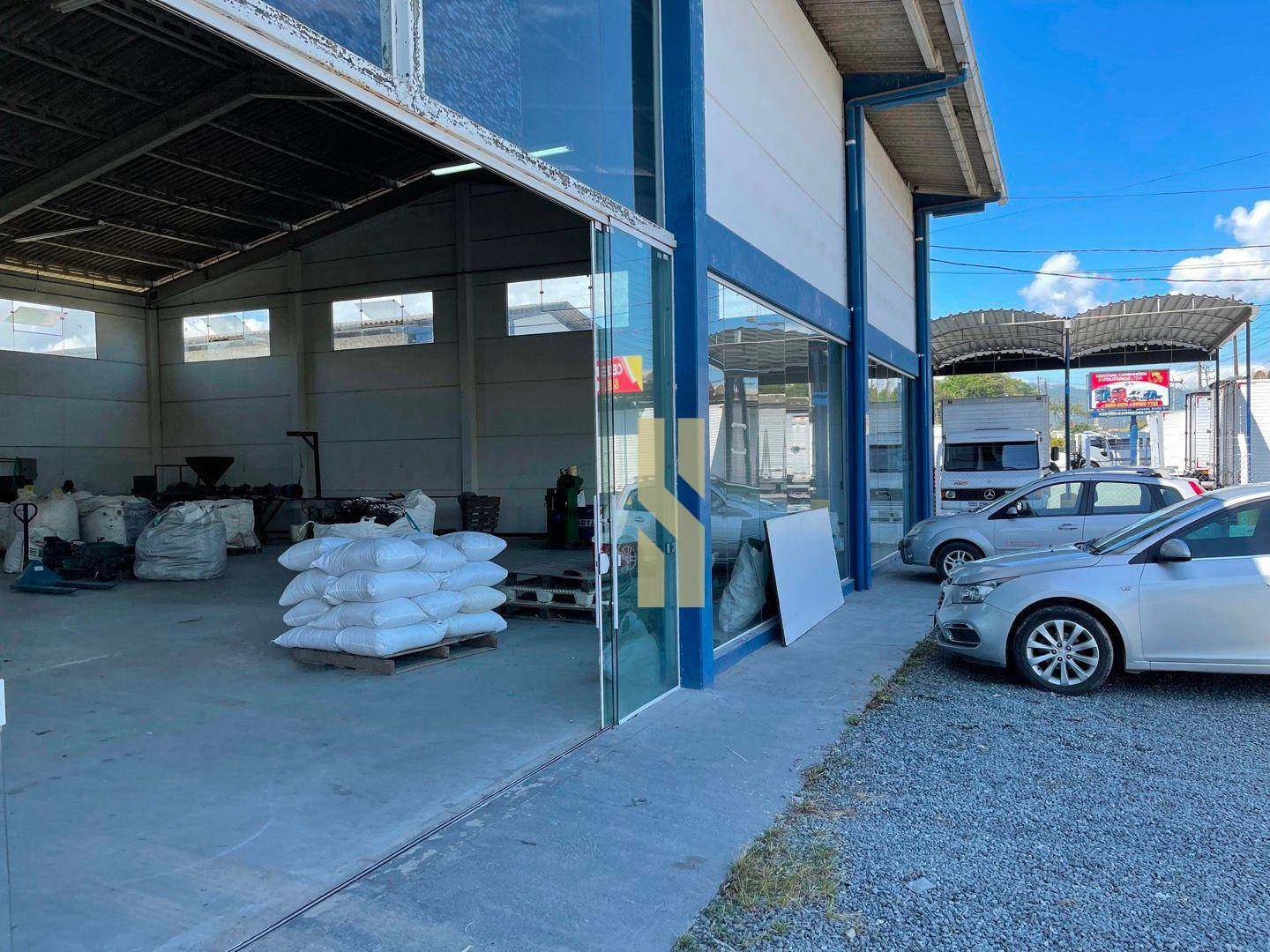 Depósito-Galpão-Armazém para alugar, 660m² - Foto 9