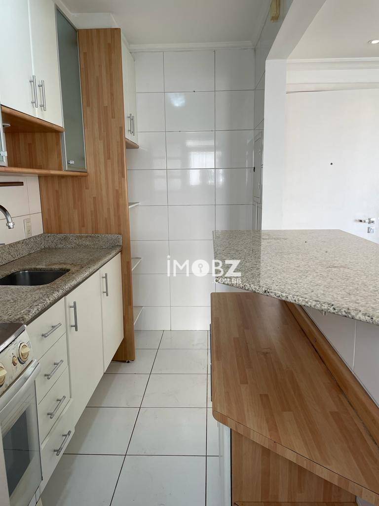 Apartamento à venda com 2 quartos, 58m² - Foto 17