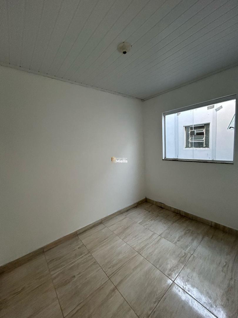 Casa à venda com 2 quartos, 47m² - Foto 6