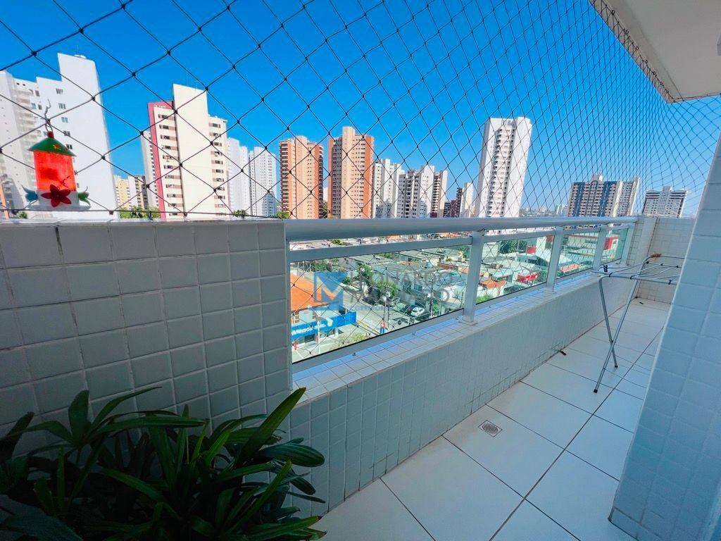 Apartamento à venda com 4 quartos, 196m² - Foto 9