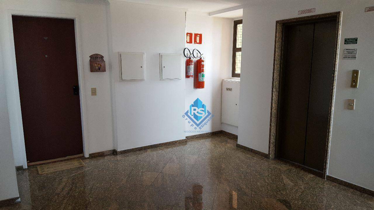 Apartamento para alugar com 3 quartos, 100m² - Foto 21