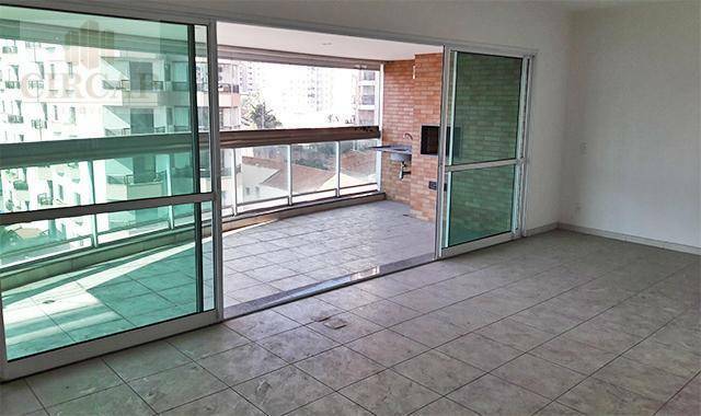 Apartamento à venda com 4 quartos, 157m² - Foto 9