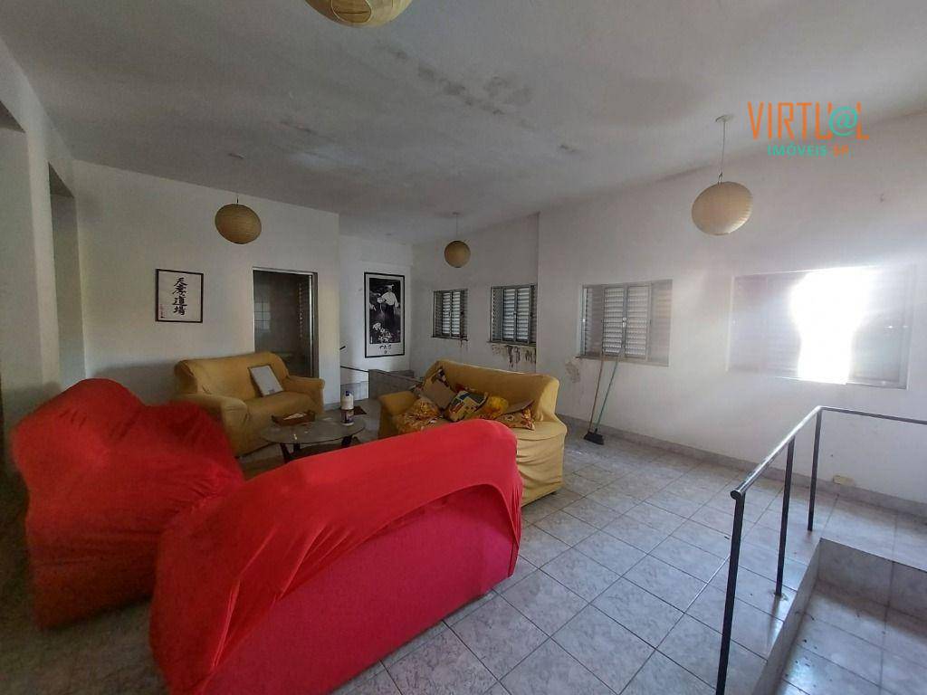 Casa à venda com 3 quartos, 217m² - Foto 13