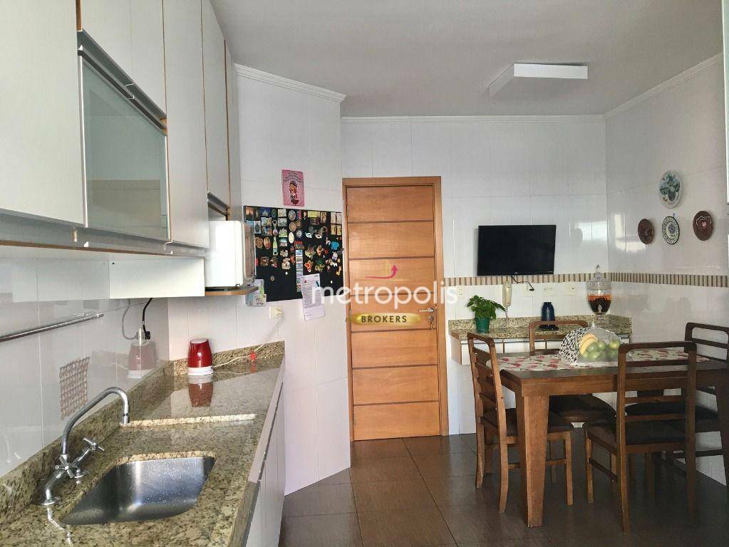 Apartamento à venda com 3 quartos, 138m² - Foto 1