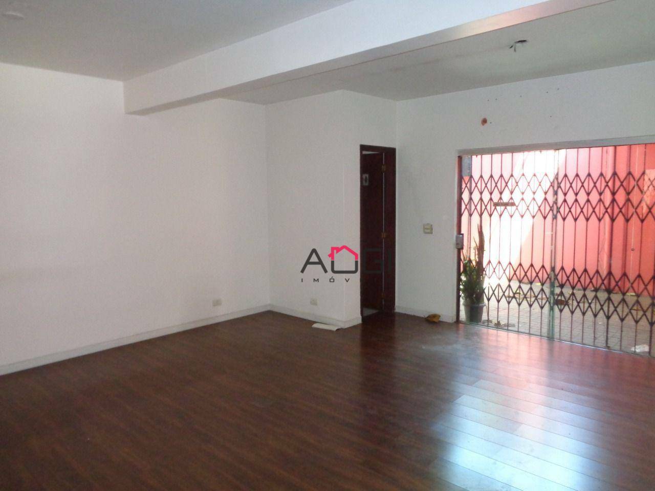 Casa à venda com 3 quartos, 250m² - Foto 7