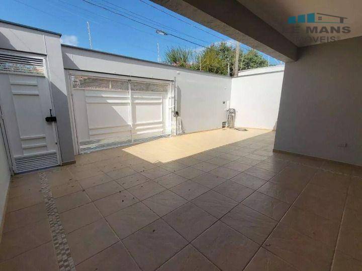 Casa à venda com 3 quartos, 148m² - Foto 2