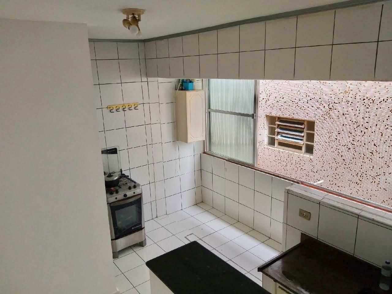 Apartamento à venda com 2 quartos, 75m² - Foto 8