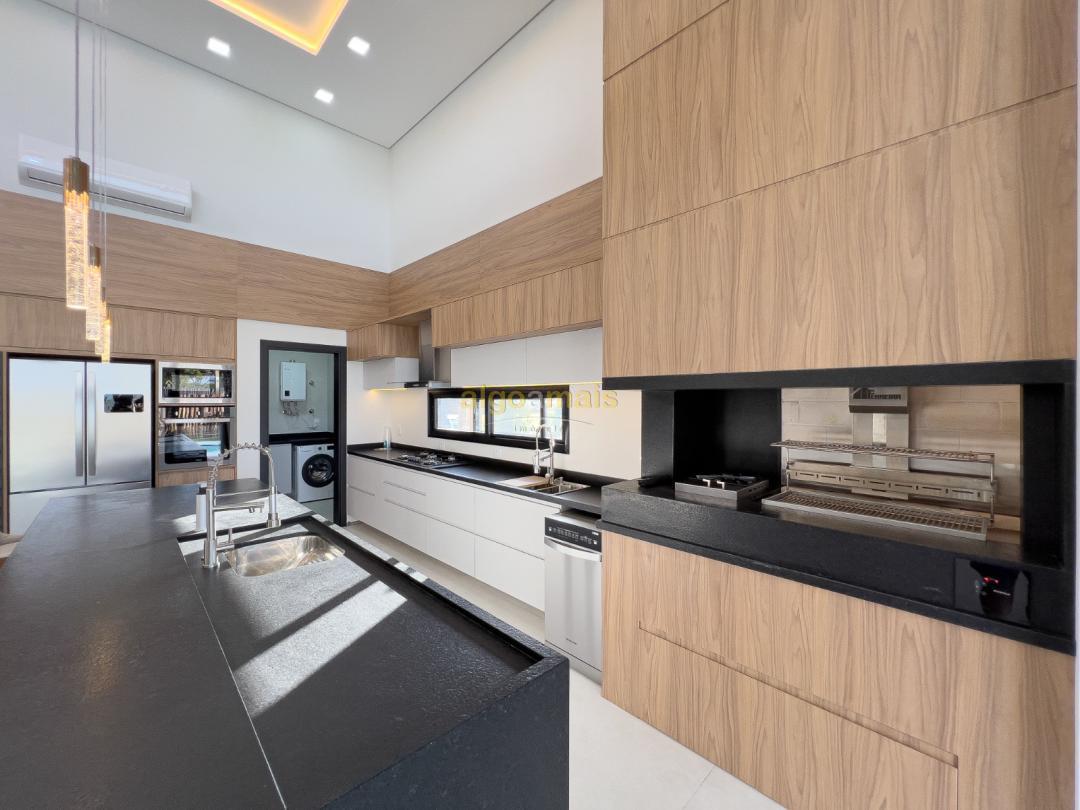 Casa de Condomínio à venda com 4 quartos, 268m² - Foto 18