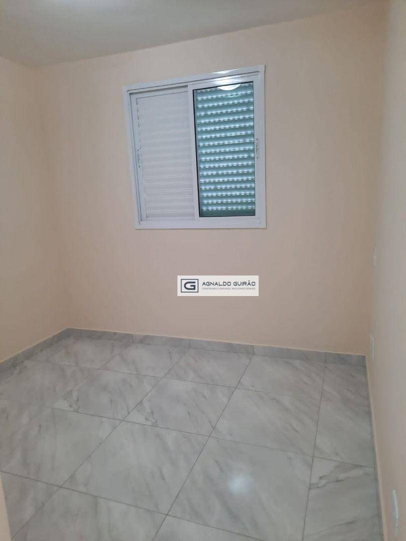 Apartamento à venda com 2 quartos, 63m² - Foto 4