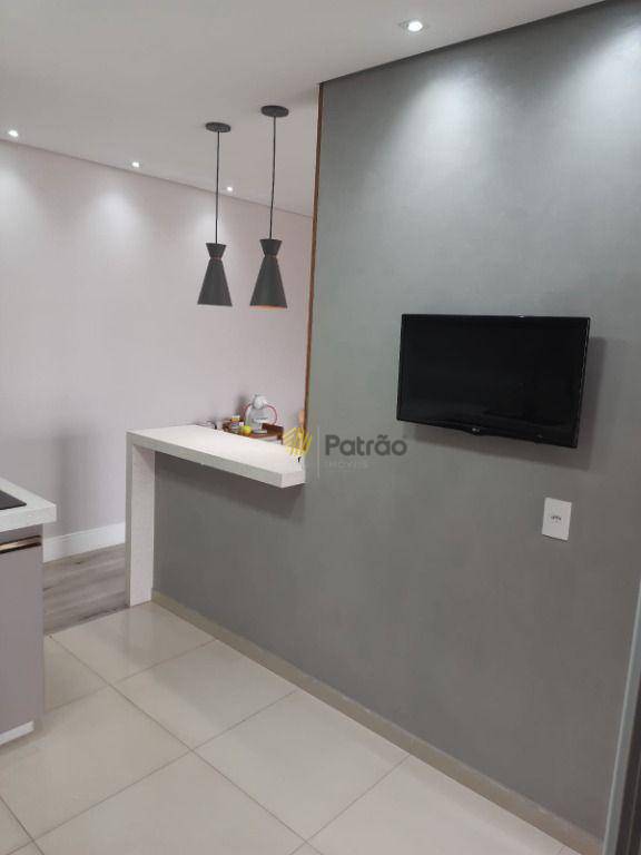 Apartamento à venda com 2 quartos, 74m² - Foto 7