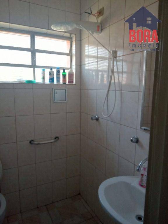 Apartamento à venda com 2 quartos, 75m² - Foto 2