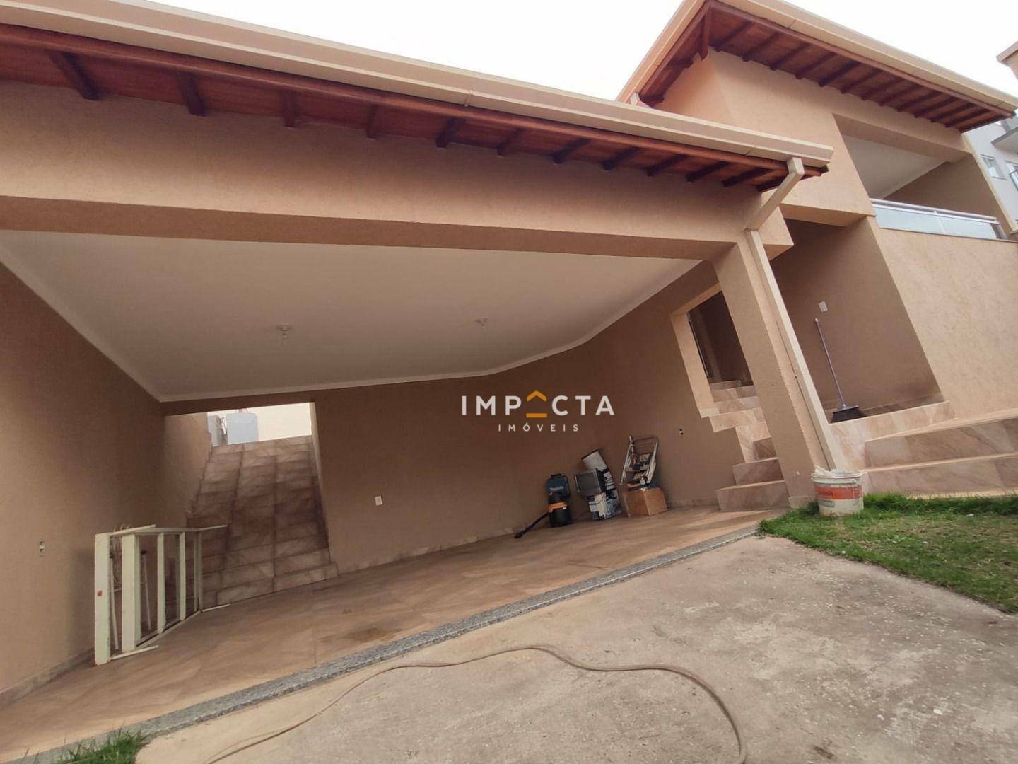 Casa à venda com 3 quartos, 180m² - Foto 1