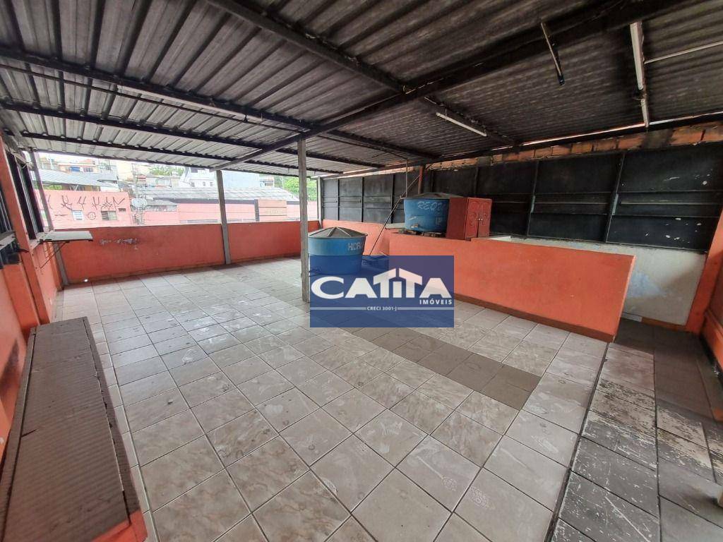 Casa para alugar com 2 quartos, 60m² - Foto 20