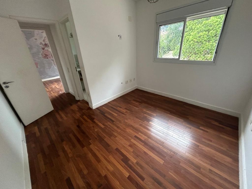 Casa de Condomínio para alugar com 5 quartos, 352m² - Foto 27