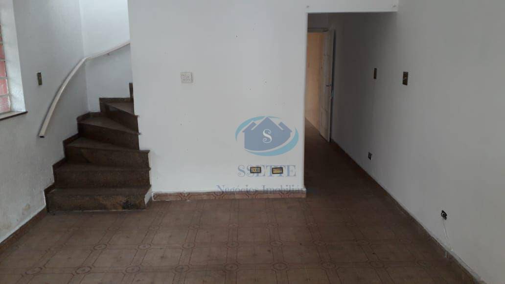 Sobrado à venda com 3 quartos, 150m² - Foto 1