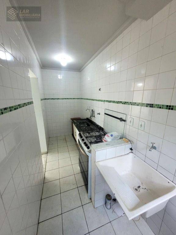 Apartamento para alugar com 2 quartos, 10m² - Foto 8