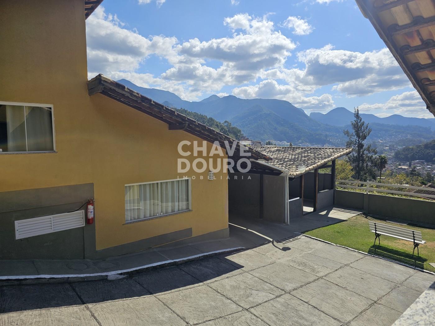 Casa à venda com 2 quartos, 52m² - Foto 4