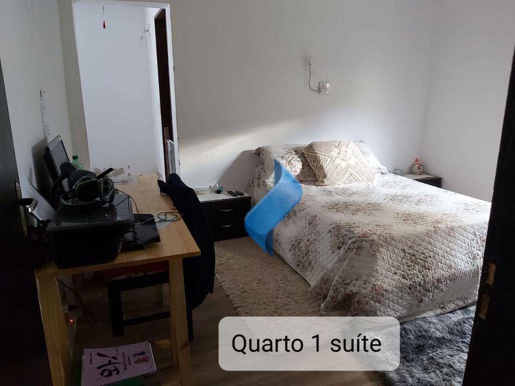 Casa à venda com 3 quartos, 234m² - Foto 13