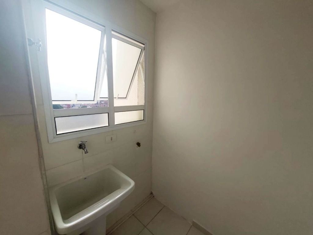 Apartamento à venda e aluguel com 2 quartos, 56m² - Foto 12