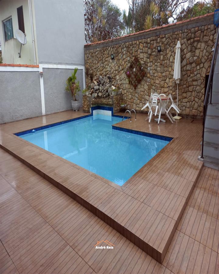 Casa à venda com 3 quartos, 450m² - Foto 3