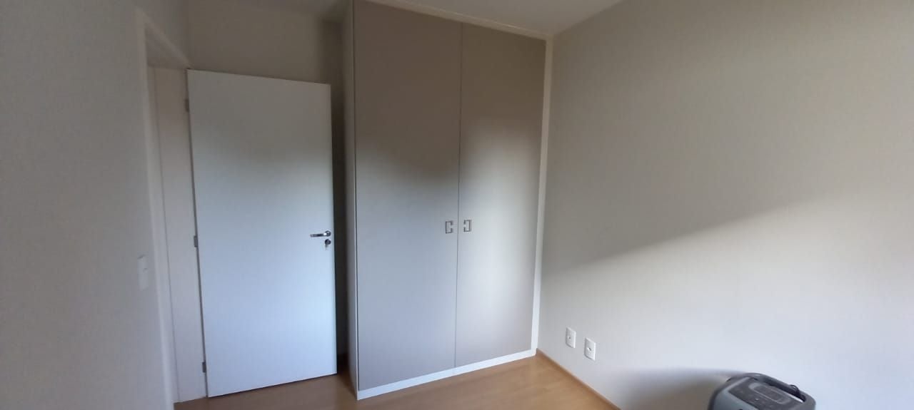 Apartamento para alugar com 3 quartos, 97m² - Foto 7