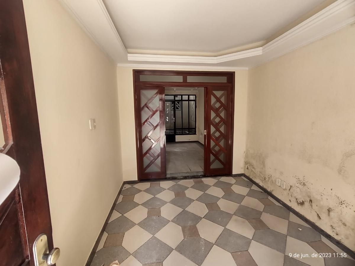 Casa para alugar com 4 quartos, 247m² - Foto 5
