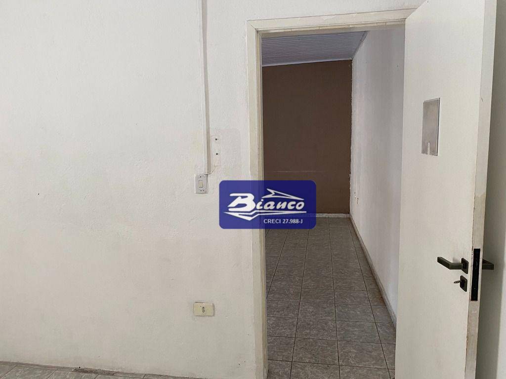 Casa à venda com 3 quartos, 101m² - Foto 17