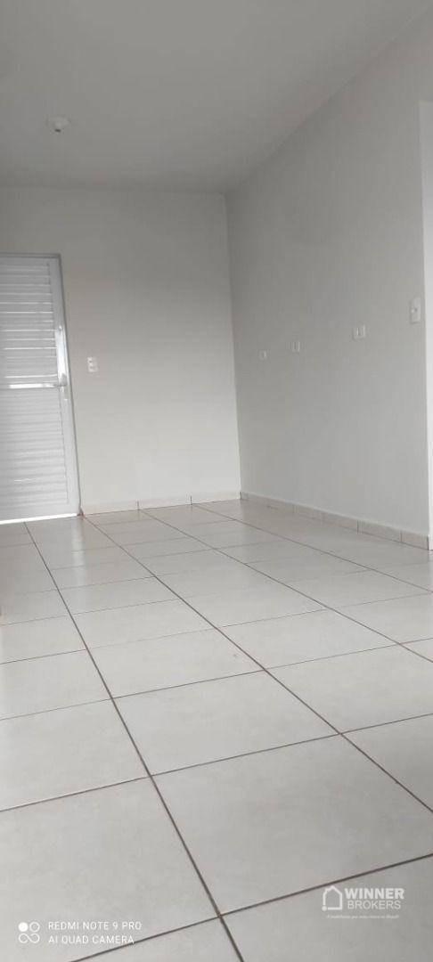 Casa à venda com 2 quartos, 60m² - Foto 5