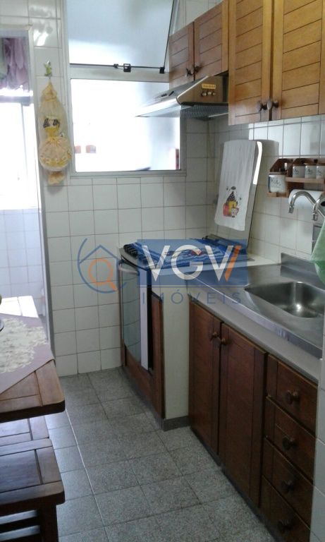 Apartamento à venda com 3 quartos, 110m² - Foto 3