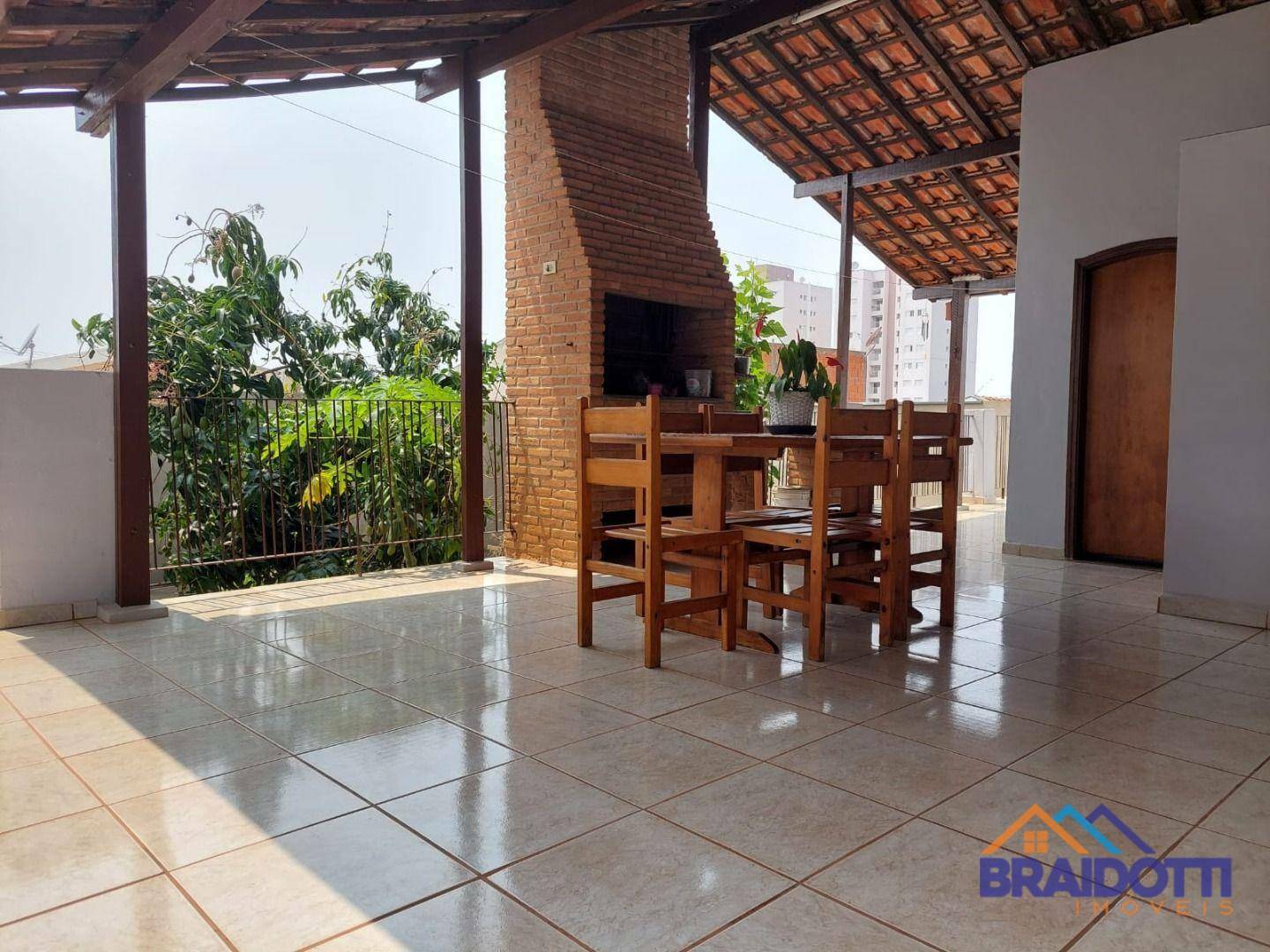 Casa à venda com 3 quartos, 163m² - Foto 9