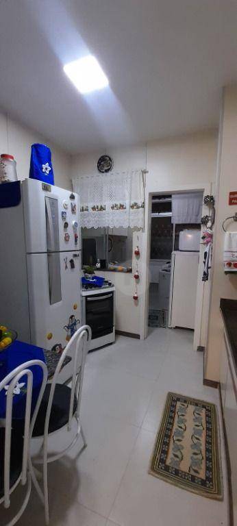 Apartamento à venda com 3 quartos, 86m² - Foto 4