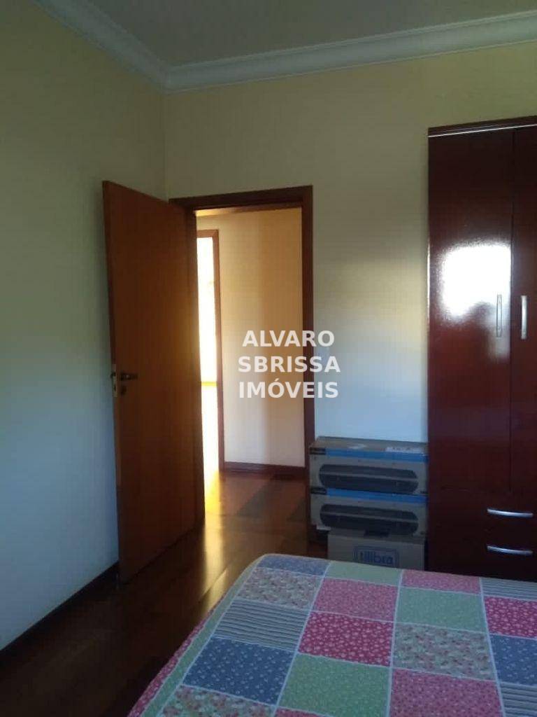 Casa de Condomínio à venda com 3 quartos, 250m² - Foto 8