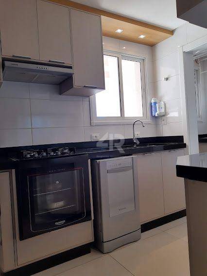 Apartamento à venda com 3 quartos, 98m² - Foto 12