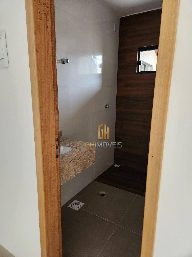 Casa à venda com 2 quartos, 105m² - Foto 13