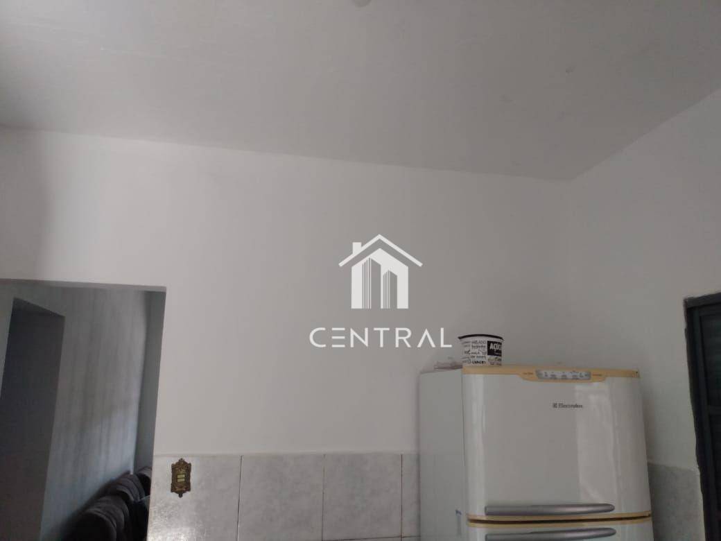 Casa à venda com 2 quartos, 300m² - Foto 17