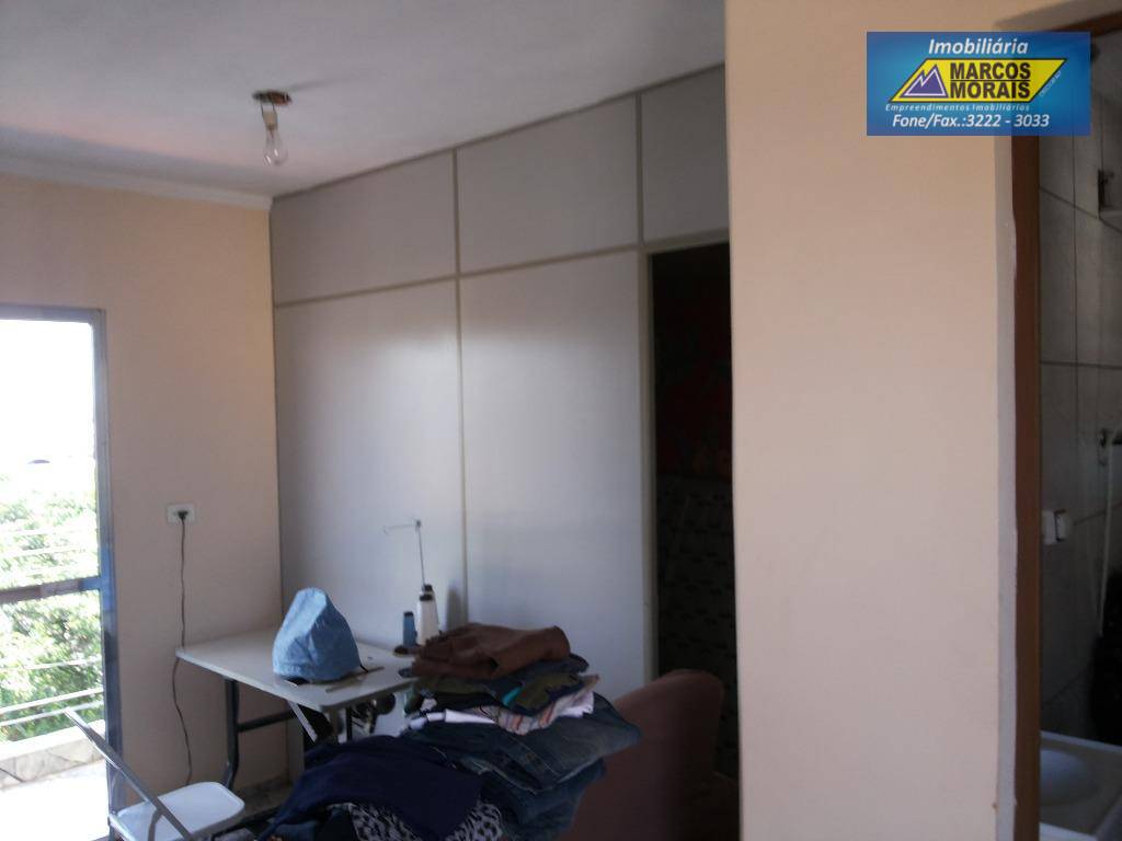 Casa à venda com 6 quartos, 280m² - Foto 21