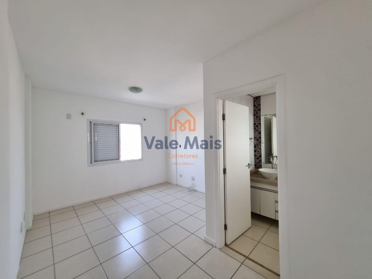 Apartamento à venda com 3 quartos, 159m² - Foto 13