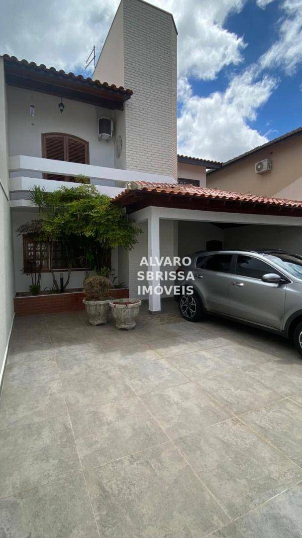 Casa à venda com 3 quartos, 272m² - Foto 18