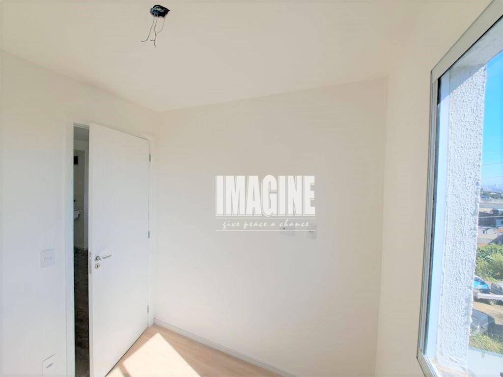 Apartamento à venda com 2 quartos, 39m² - Foto 14