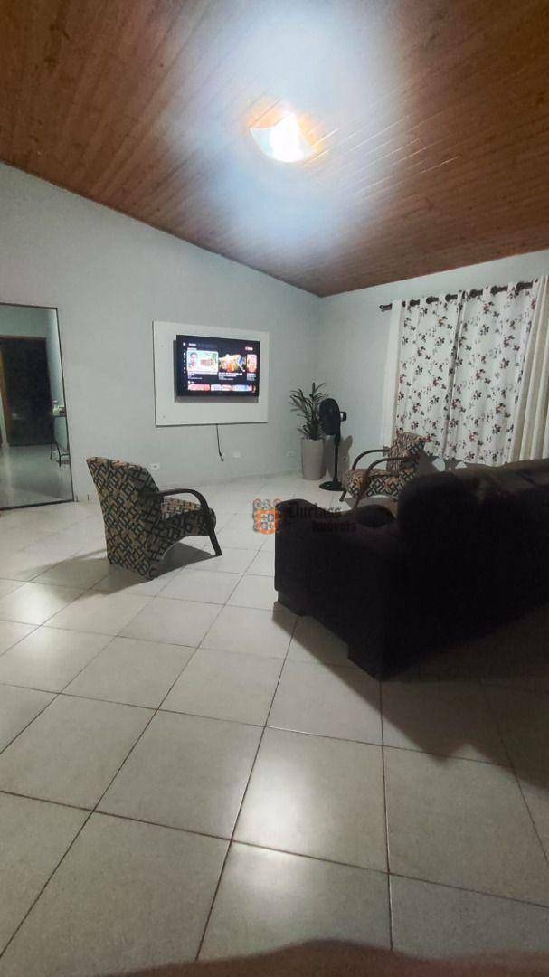 Chácara à venda com 3 quartos, 200m² - Foto 11