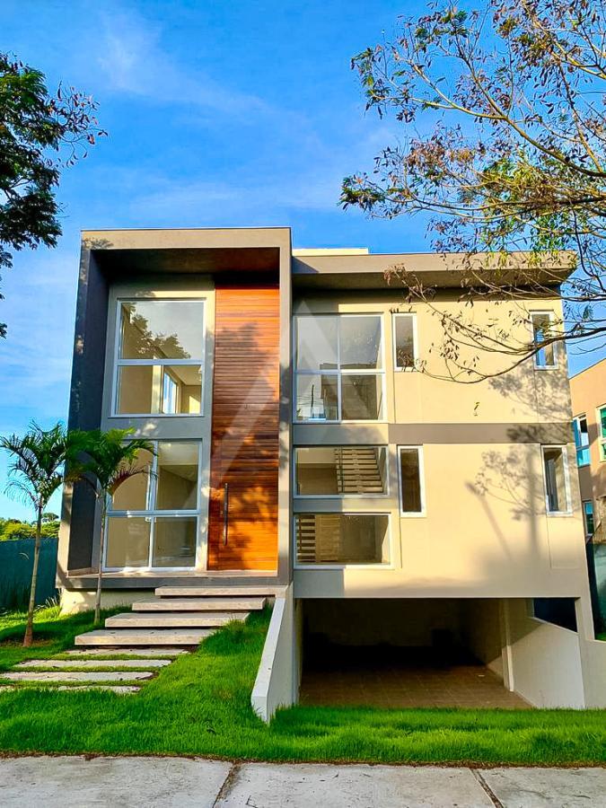 Casa de Condomínio à venda com 4 quartos, 390m² - Foto 2