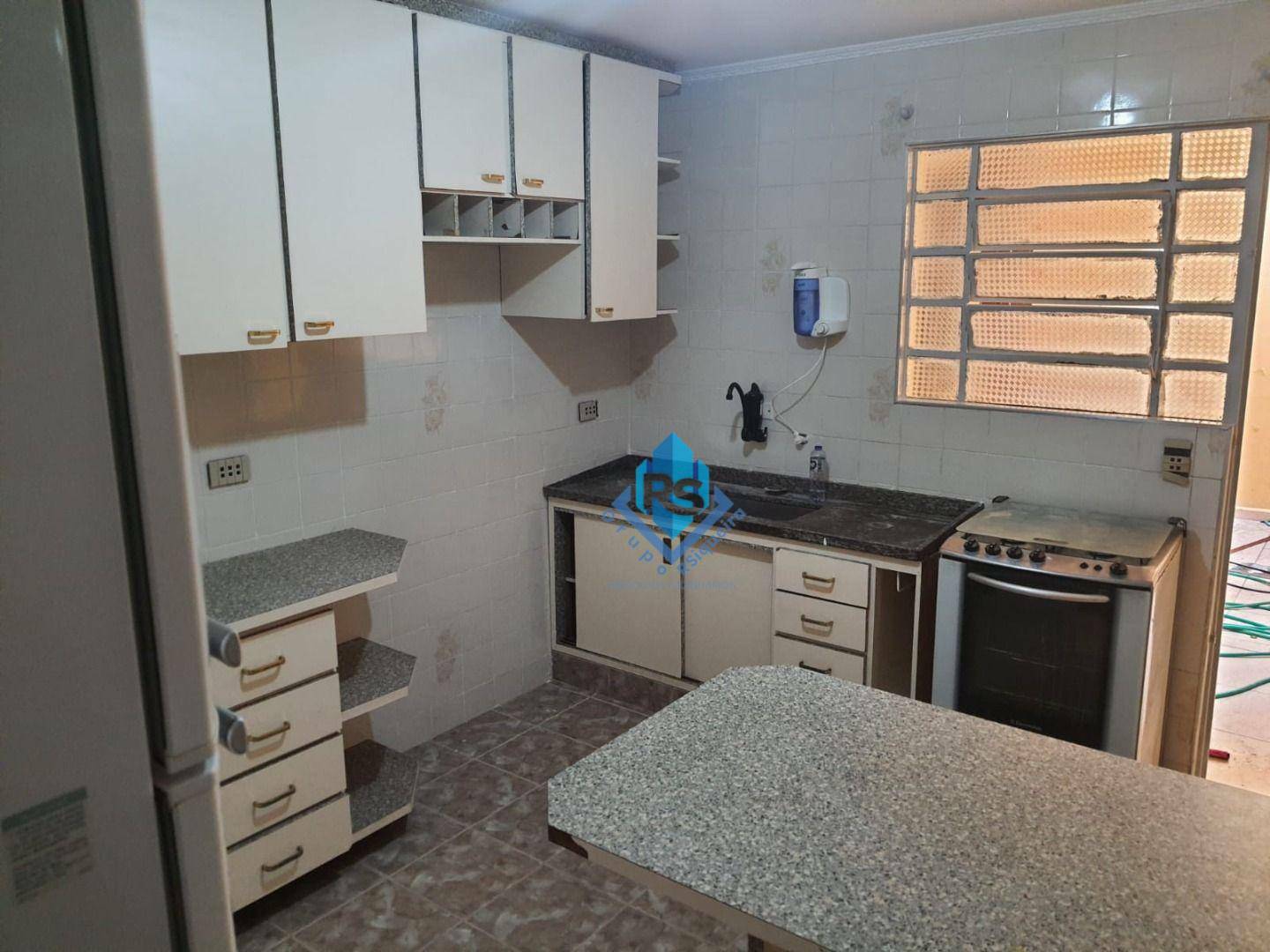 Sobrado para alugar com 2 quartos, 95m² - Foto 1